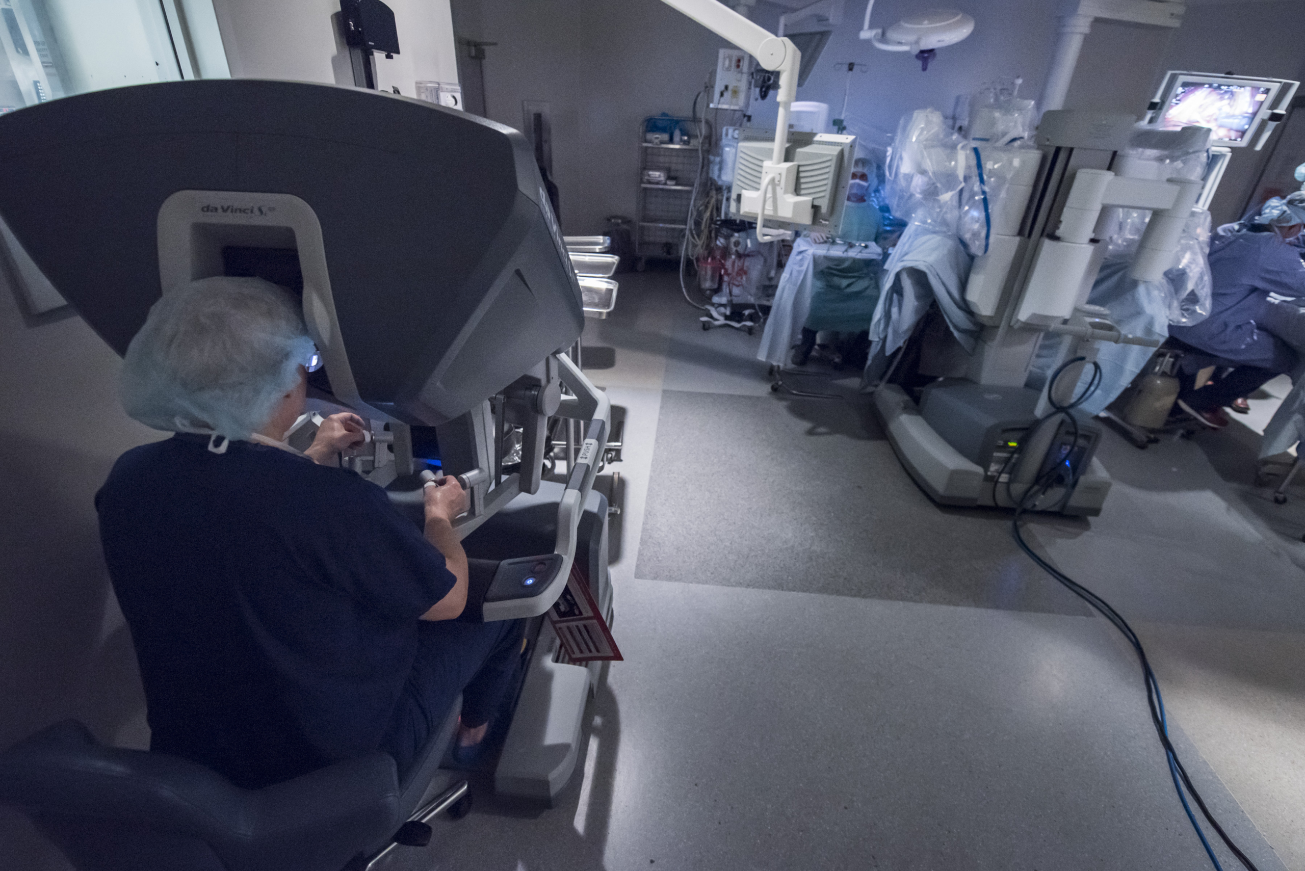 The da Vinci Surgical System -
